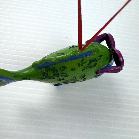 Fish in Sunglasses Christmas Ornament Tropical Beach Fun Glazed Hibiscus - Picture 9 of 9